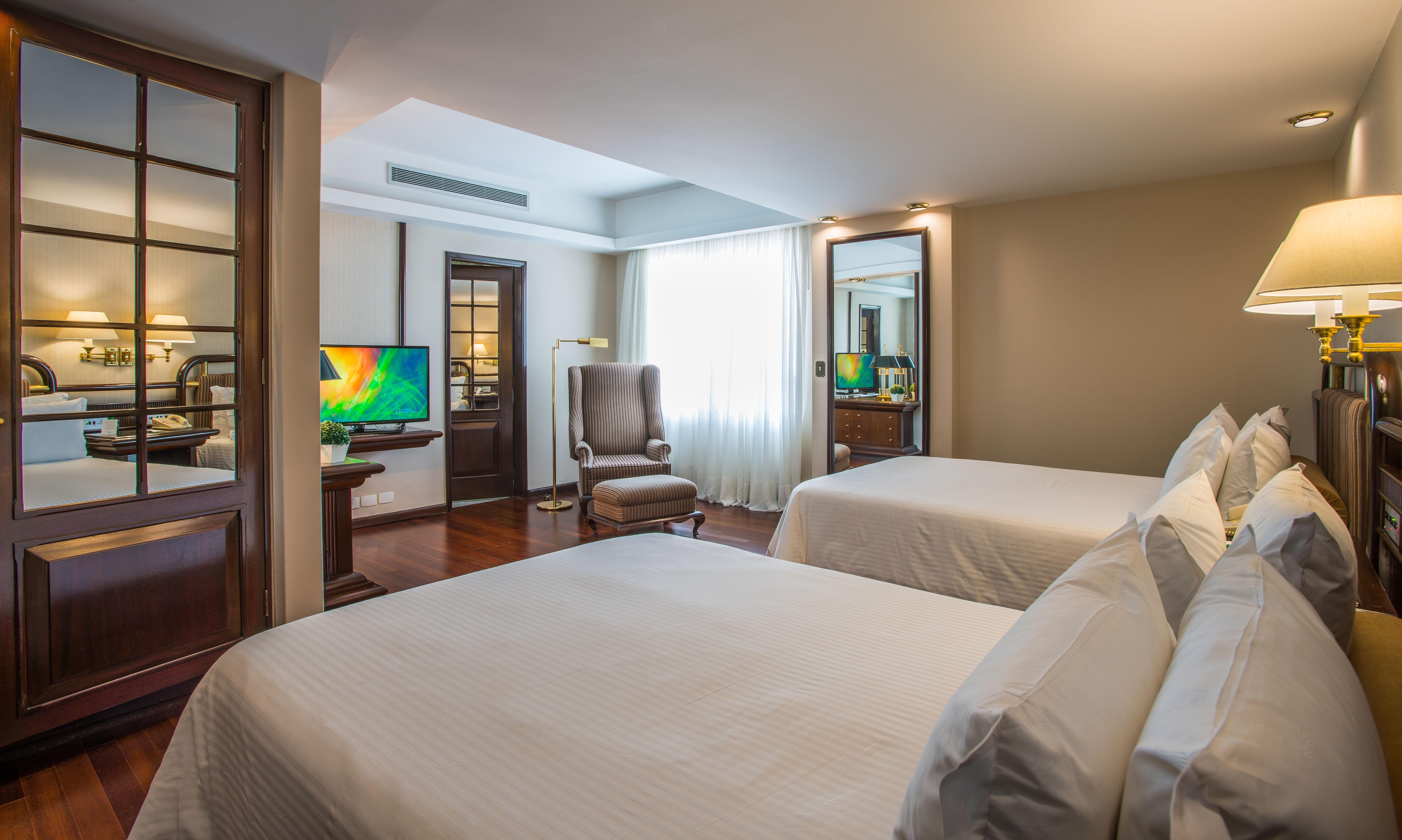Bourbon Hotel & Suites Curitiba Exterior photo Deluxe Room